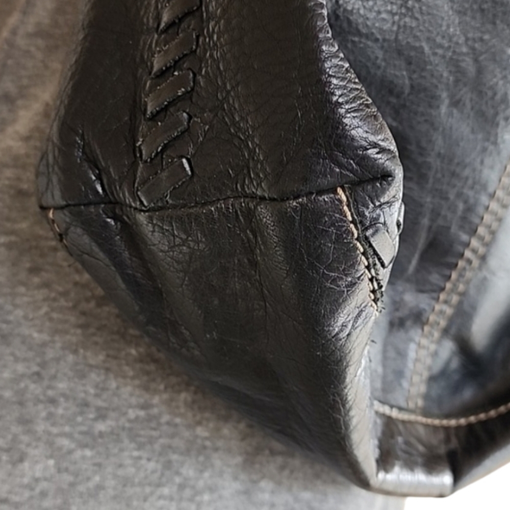 LUCKY BRAND Whipstitch Black Pebbled Leather Hobo Shoulder Bag Studs VINTAGE Y2K - Picture 15 of 16
